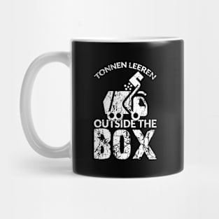 TONNEN LEEREN OUTSIDE THE BOX Mug